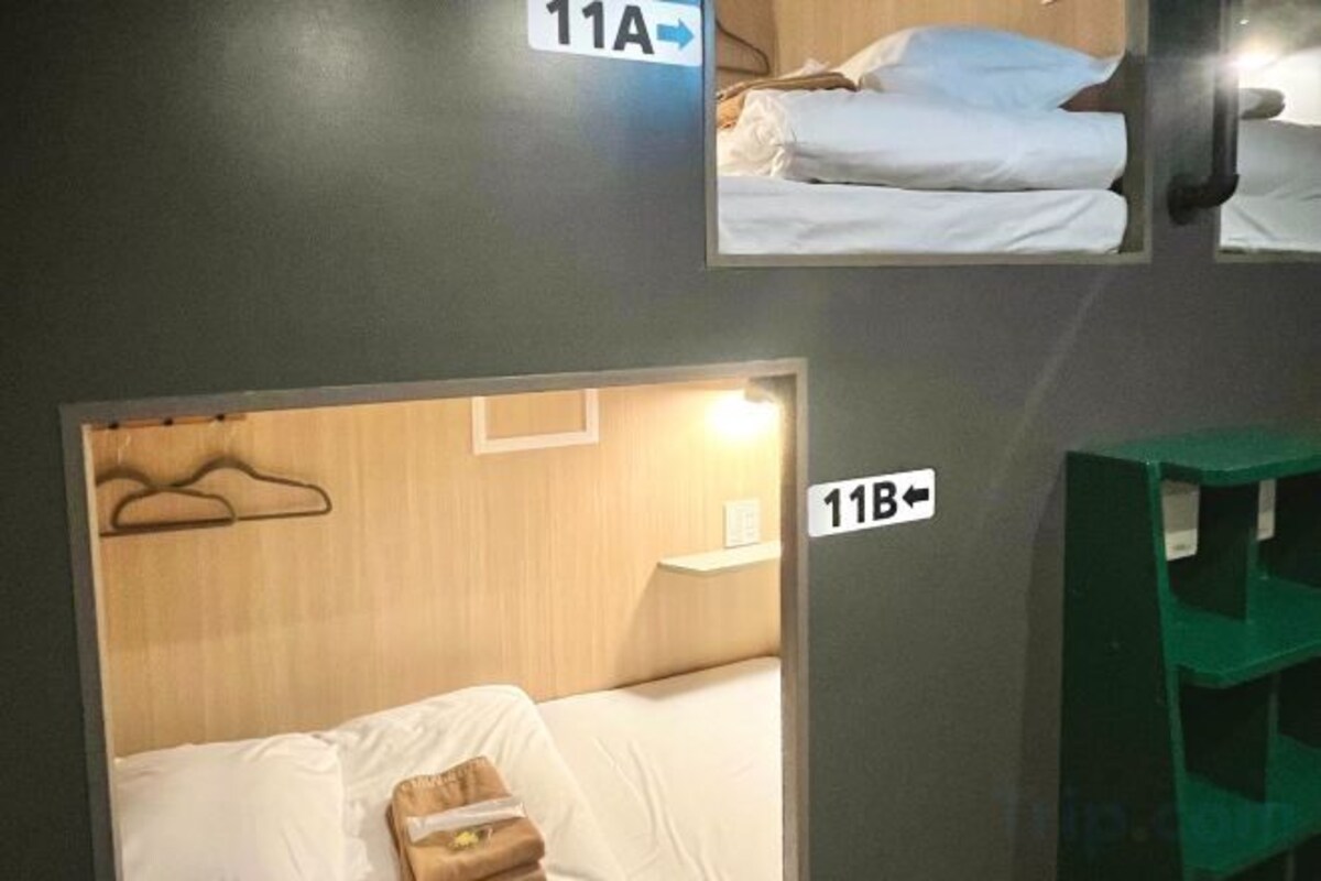 Caja de seguridad en la habitación, wifi gratis y ropa de cama