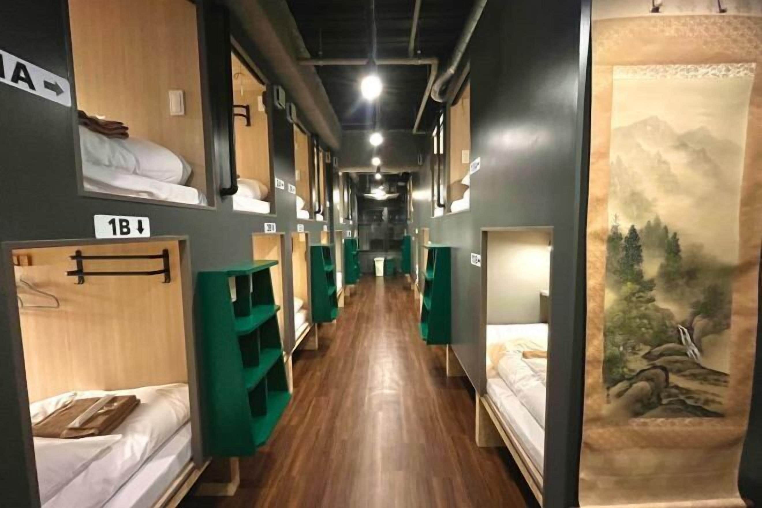 Een kluis op de kamer, gratis wifi, beddengoed