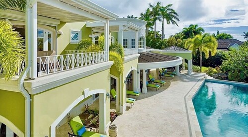 Celebration Villa with Private Pool & Sunset Views