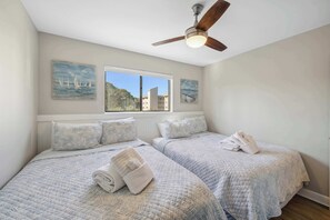 2 bedrooms, iron/ironing board, WiFi, bed sheets