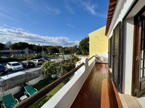 Balcony - Faro Terrace Villa by Homing (Faro)