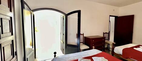 2 chambres, draps fournis