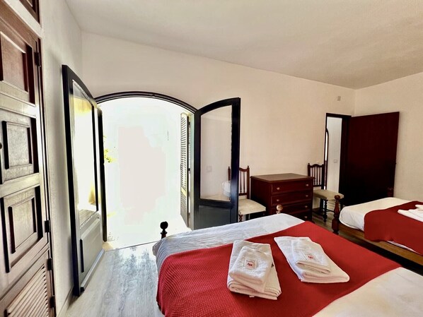 2 habitaciones y ropa de cama 