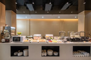 In-room dining - Huahang Hotel - Free airport shuttle bus (Guangzhou)