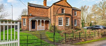 South Lodge Cottage - Southwell