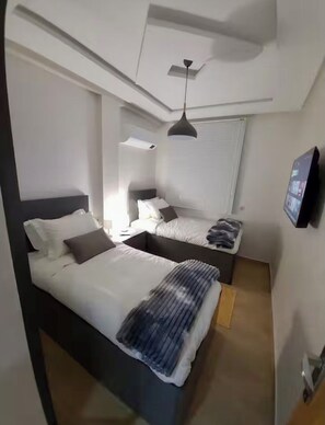 2 chambres, fer et planche Ă repasser, Wi-Fi, draps fournis