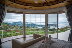 Chambre majestueuse, 1 chambre, baignoire, vue sur la montagne | AccĂšs au Wi-Fi (inclus), literie fournie