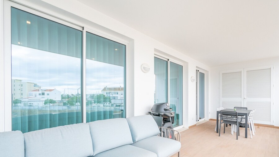 Lagos Marina View 4 With Pool by Homing