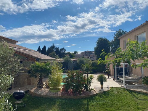 House in Sablet with swimming pool