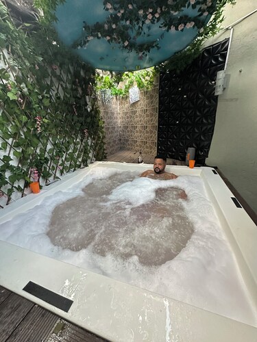 Private jacuzzi in the center of Santo Domingo
