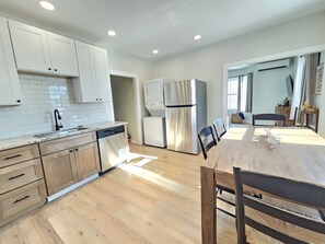 Fridge, microwave, oven, stovetop - Harbor Watch - water views & walk to town (Southwest Harbor)