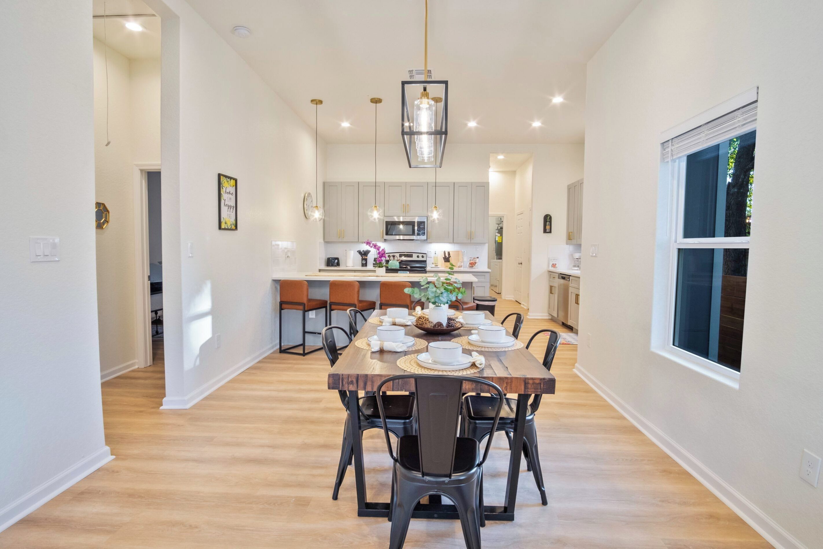 Nhà (3 Bedrooms) | Khu vực ăn uống tại phòng