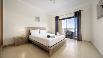 1 quarto, roupa de cama