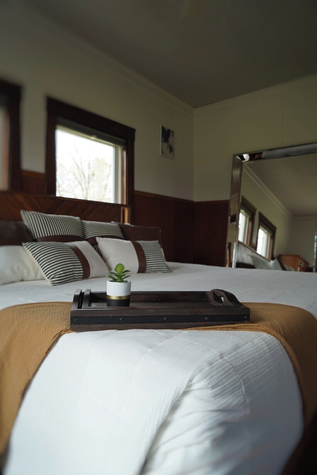 4 bedrooms, iron/ironing board, travel cot, free WiFi