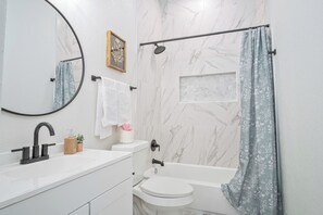 Hair dryer, towels - Feel, Chill and Enjoy 4BR/3BA Near Fun Riverwalk! (San Antonio)