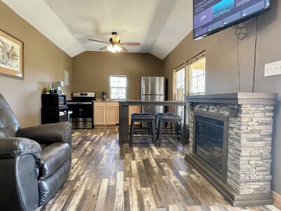 Country Cabin in Private Setting