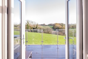 Interior - 3 Bed in Plympton (oc-m30351) (Sparkwell)