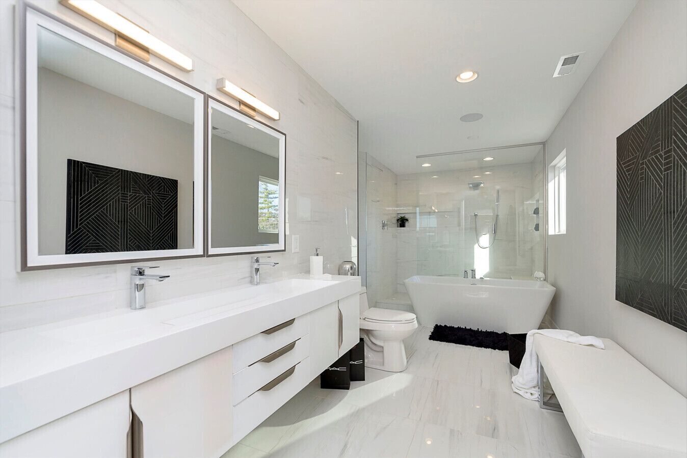 Hair dryer, towels