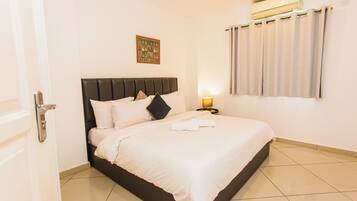 Fer et planche Ă repasser, Wi-Fi gratuit, draps fournis