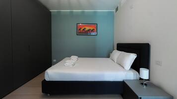 1 Schlafzimmer, Bügeleisen/Bügelbrett, Bettwäsche