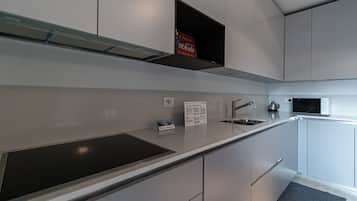 Oven, stovetop, dishwasher, toaster