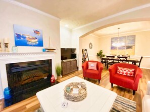 TV, fireplace, offices - Beach Access-Pool-Golf Amenities (Cape Charles)