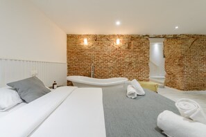 Silitysrauta/-lauta, internet, vuodevaatteet