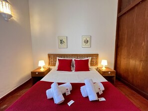 2 bedrooms