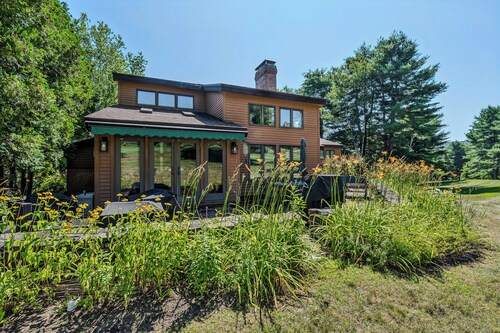 Patio Condo Overlooking Highland Golf, Coach Road