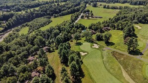 Golf - Patio Condo Overlooking Highland Golf, Coach Road (Quechee)