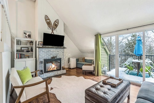 Cozy VT Condo, Wood Fireplace - Kingswood 1C