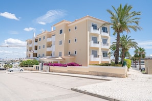 Exterior - Lagos Ocean View 3 With Pool by Homing (Lagos)
