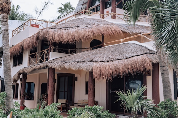 Sábanas de algodón egipcio, ropa de cama de alta calidad y minibar