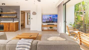 Smart TV