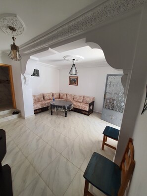 Living area - aline hostel (Chefchaouen)