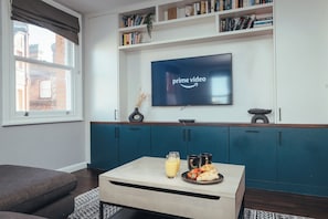 Apartment | Living area