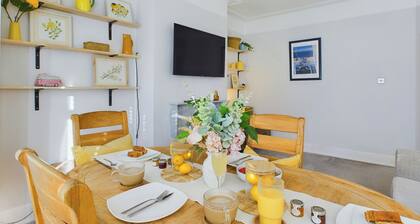 Seaside Haven Retreat in Southend