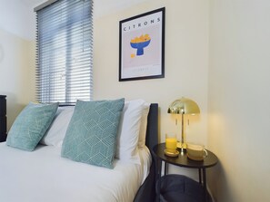 Apartment | 2 bedrooms, iron/ironing board, free WiFi, bed sheets