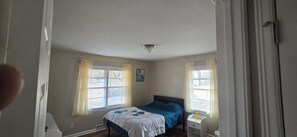 3 camere, una scrivania, ferro/asse da stiro, Wi-Fi