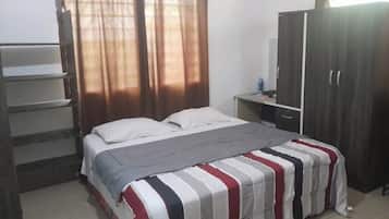 1 bedroom, WiFi, bed sheets