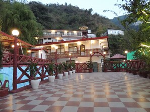 Exterior - Ceyone Classic Fall Resort (Mussoorie)