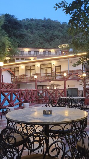 Exterior - Ceyone Classic Fall Resort (Mussoorie)