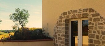 Les Chemins d'Ambre & Thaïs: Charming dwelling in the heart of the Nantes vineyards