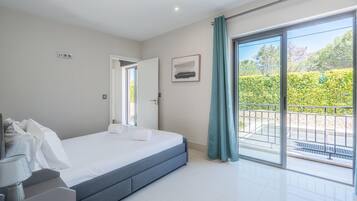 2 phòng ngủ, bộ trải giường