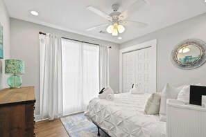3 chambres, fer et planche à repasser, Wi-Fi gratuit, draps fournis
