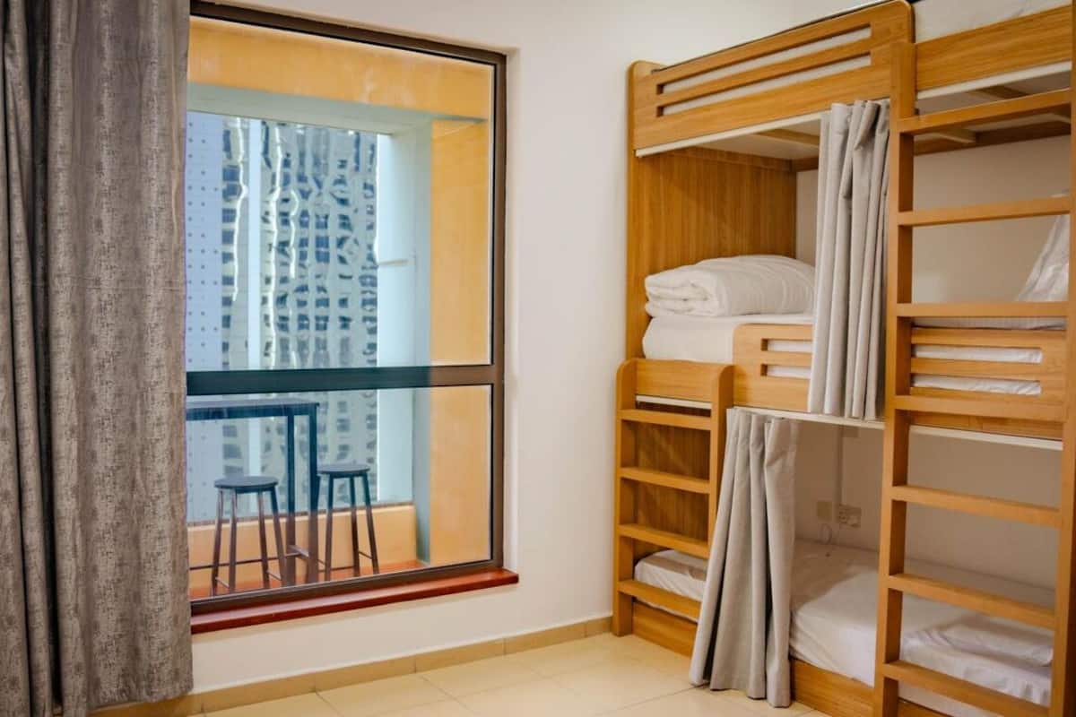 Shared Dormitory, Mixed Dorm, Sea View