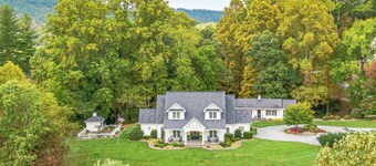 Bed & Breakfast on Tiffany Hill