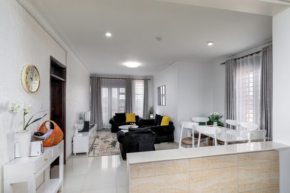 Living area - Elegant Apartment with Stunning Nature views. (Kampala)