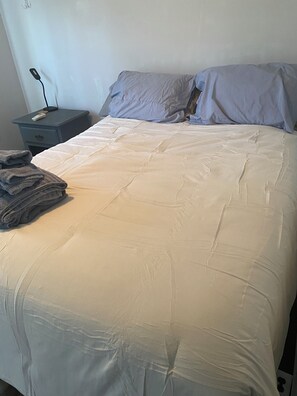 3 bedrooms, free WiFi, bed sheets