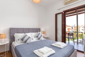 3 Schlafzimmer, Bügeleisen/Bügelbrett, WLAN, Bettwäsche